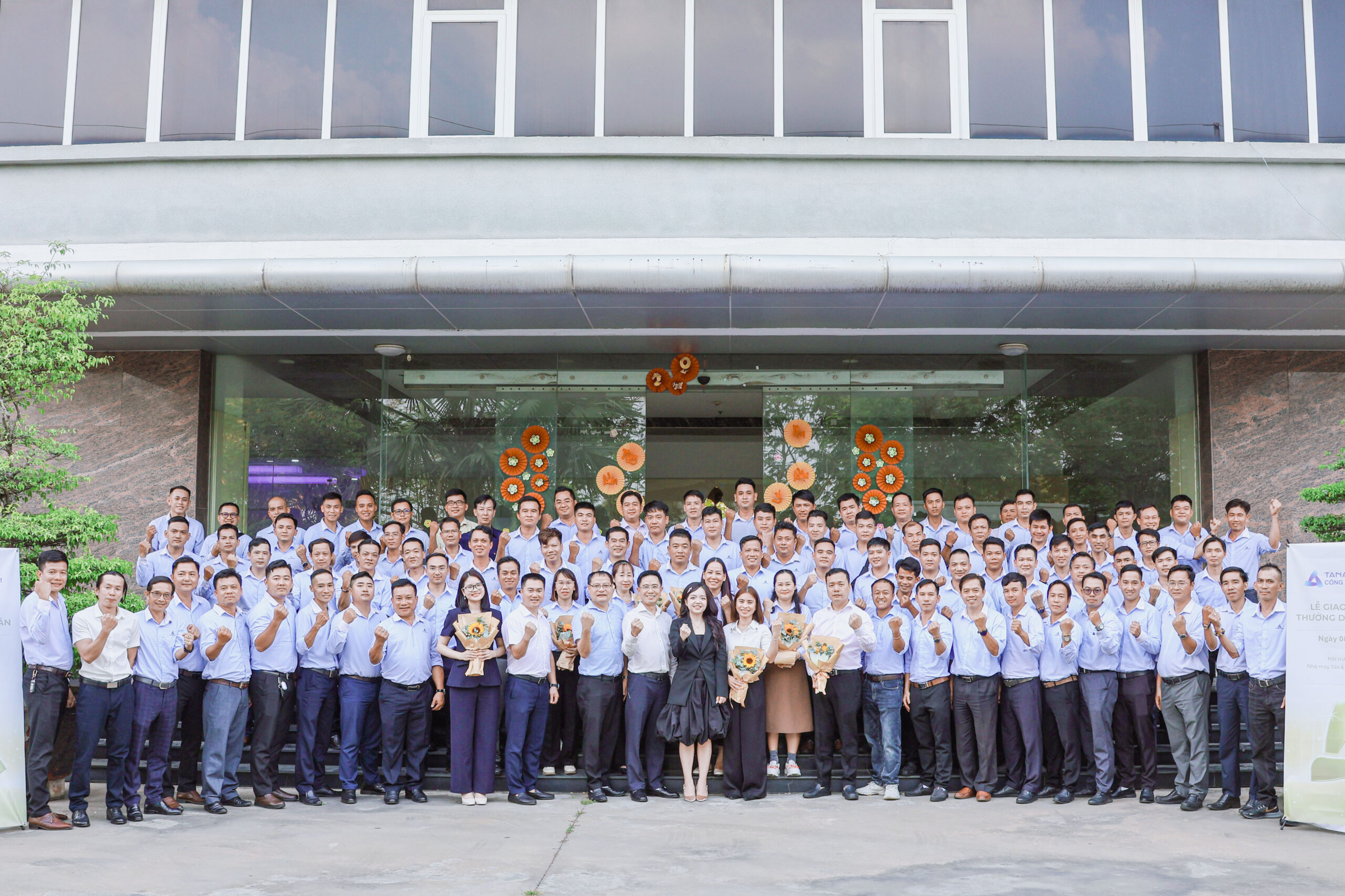 Tân Á Đại Thành Công Nghiệp